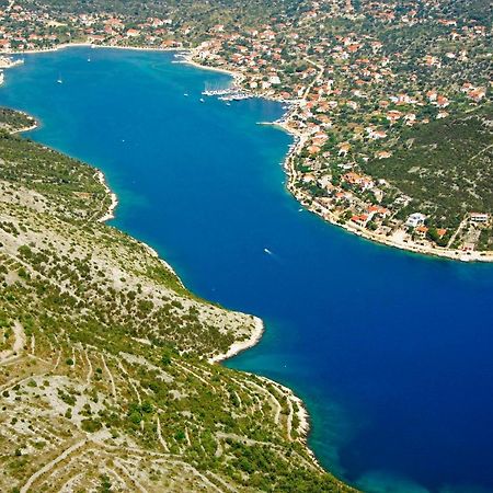 Kupinica Apartment Vinišće Εξωτερικό φωτογραφία